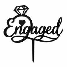 Engaged ring black